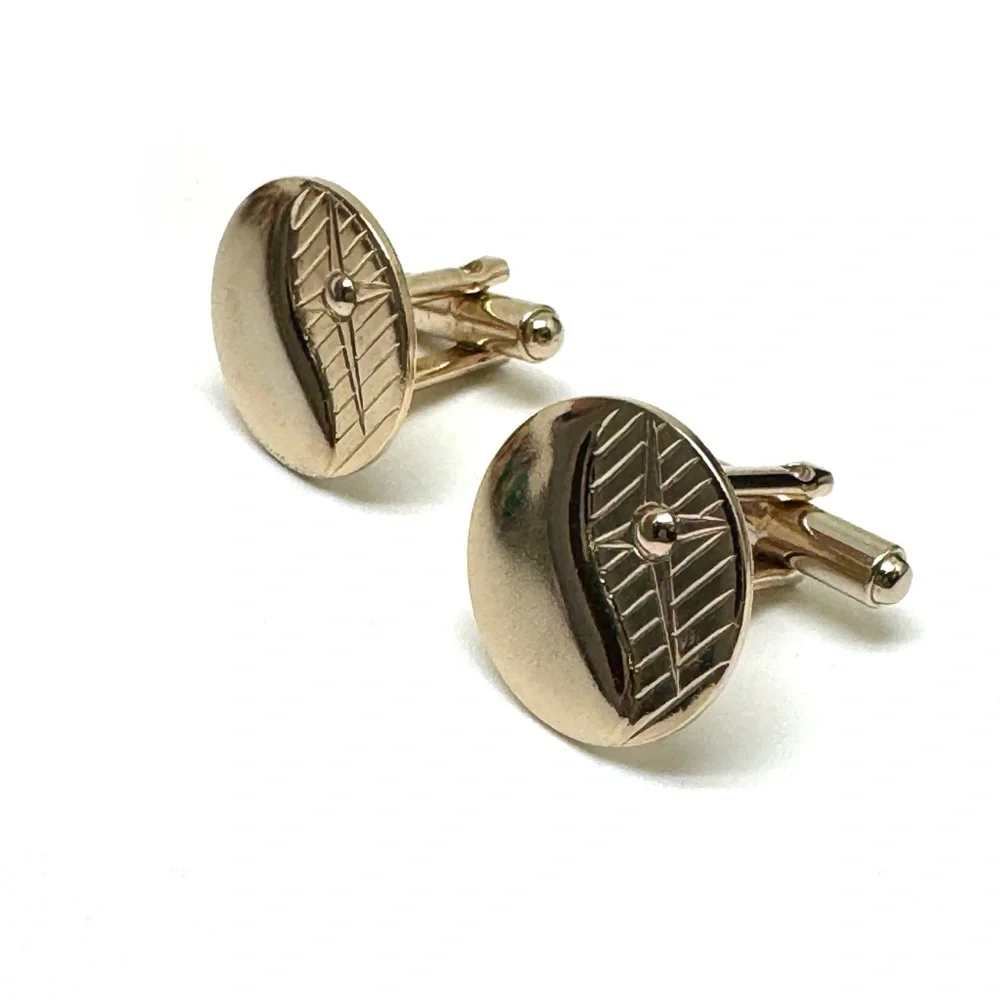 Vintage Goldtone Yin Yang Cufflinks